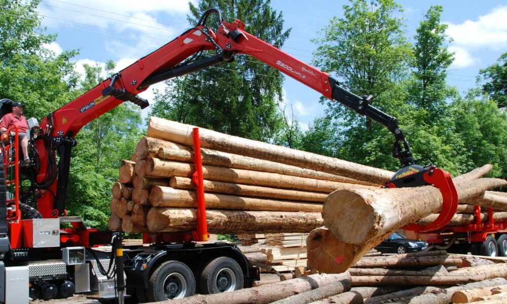 Los camiones grúas juegan un papel decisivo en la sostenibilidad gallega | Ulises Galicia