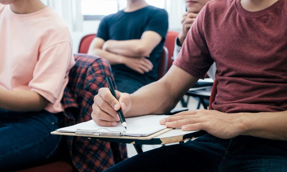 Más de la mitad de los titulados en FP consiguen empleo el primer año | Ulises Galicia