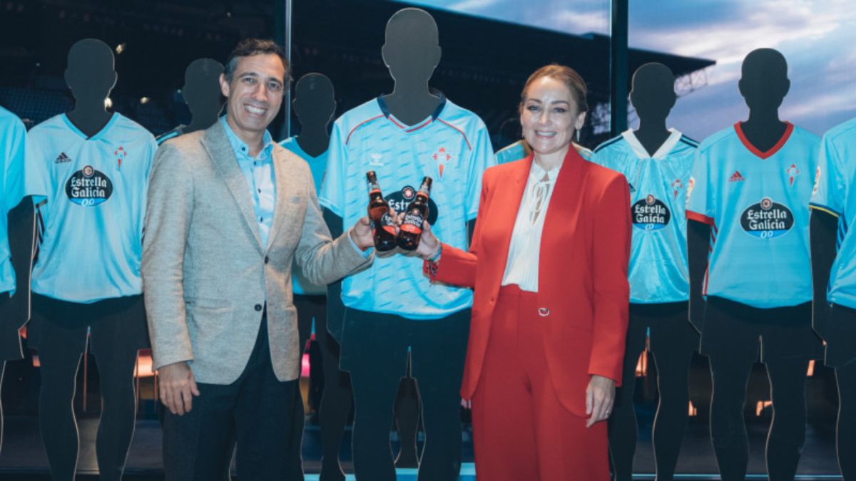 El Celta y Estrella Galicia renuevan un año más su patrocinio | Ulises Galicia