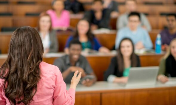 Galicia amplía su oferta universitaria para el próximo curso | Ulises Galicia, noticias sobre economía, empresas, tecnología y marketing en Galicia